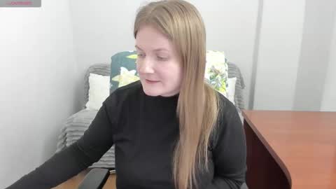 Mila online show from January 18, 8:23 pm