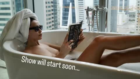 Snapshot of sweet_moan chatting on March 3, 4:36 am Dana online show from March 3, 4:36 am