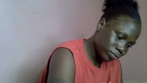 Snapshot of sweet_monalisa93 chatting on May 10, 10:53 am Lisa online show from May 10, 10:53 am