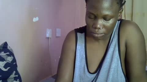 Snapshot of sweet_monalisa93 chatting on May 13, 7:39 am Lisa online show from May 13, 7:39 am