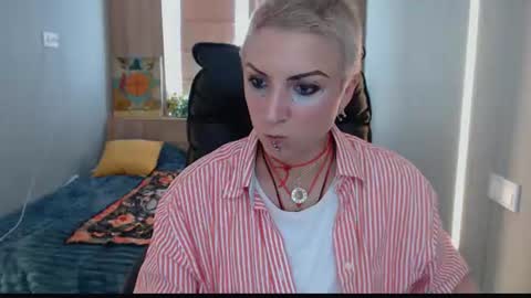 sweet_n_strong online show from June 9, 12:17 pm