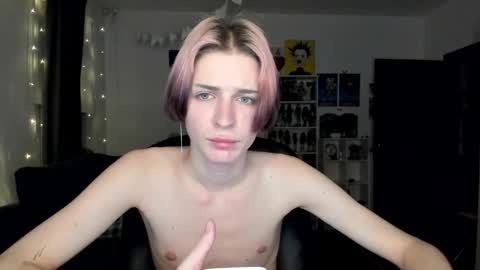 kira online show from February 17, 6:58 pm