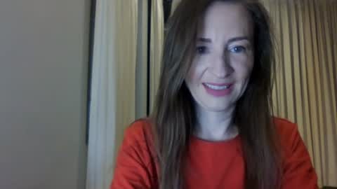 Snapshot of sweet_poeme chatting on June 18, 12:20 pm sweet_poeme online show from June 18, 12:20 pm