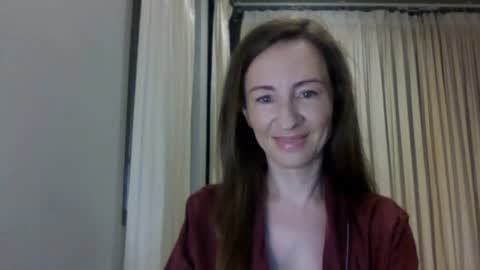 Snapshot of sweet_poeme chatting on June 20, 1:36 pm sweet_poeme online show from June 20, 1:36 pm