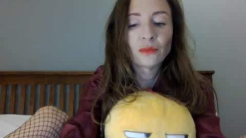 Snapshot of sweet_poeme chatting on July 3, 11:49 am sweet_poeme online show from July 3, 11:49 am