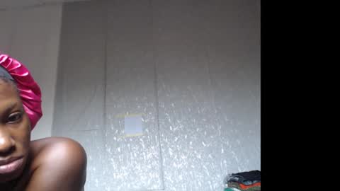 Snapshot of sweet_puna chatting on December 18, 9:04 am Nancy online show from December 18, 9:04 am