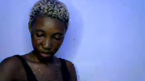 Snapshot of sweet_pussy04 chatting on July 18, 9:29 pm sweet girl online show from July 18, 9:29 pm