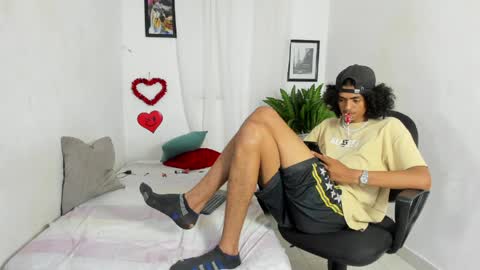 sweet_rose72 online show from May 15, 11:23 pm