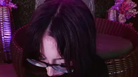 Snapshot of sweet_roxanee chatting on July 3, 9:10 pm Roxanee online show from July 3, 9:10 pm