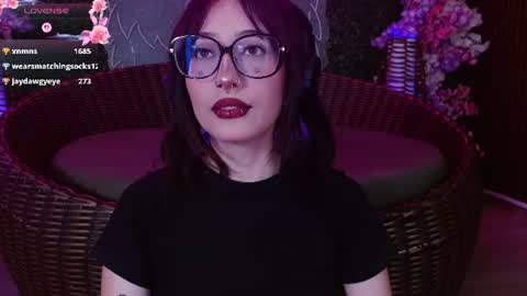 Snapshot of sweet_roxanee chatting on July 15, 9:25 am Roxanee online show from July 15, 9:25 am
