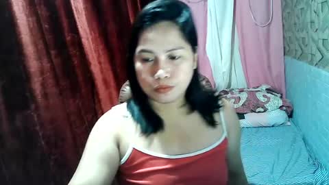 Snapshot of sweet_sandra143 chatting on July 26, 11:17 am sweet_sandra143 online show from July 26, 11:17 am