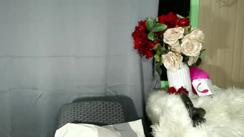 Snapshot of sweet_shane69 chatting on June 14, 6:32 pm sweet_shane69 online show from June 14, 6:32 pm