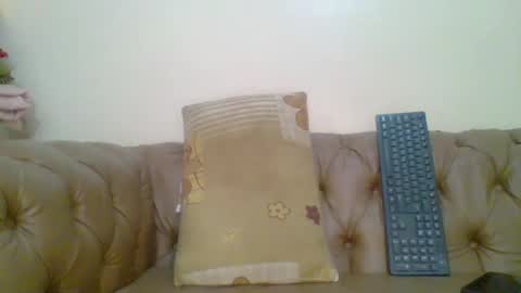 Snapshot of sweet_sharon01 chatting on July 17, 11:28 am Sharon online show from July 17, 11:28 am