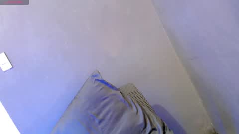 Snapshot of sweet_sirenxx chatting on January 23, 7:11 am Leah online show from January 23, 7:11 am