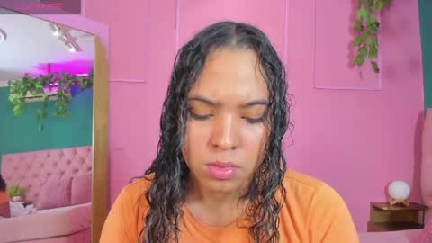 Yeileen online show from April 10, 10:03 pm