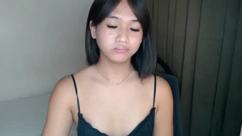 Snapshot of sweet_tenshi chatting on July 17, 4:01 pm tenshi online show from July 17, 4:01 pm