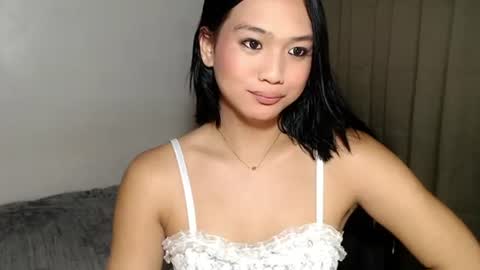 Snapshot of sweet_tenshi chatting on July 22, 5:05 pm tenshi online show from July 22, 5:05 pm