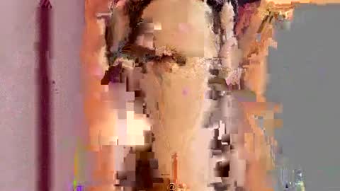 Snapshot of sweet_tiiina chatting on July 15, 7:41 pm online show from July 15, 7:41 pm