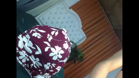 sweet_trexie online show from April 8, 1:49 am