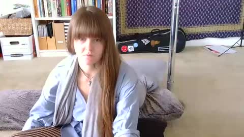Snapshot of sweet_truffle chatting on February 2, 5:15 pm Heidi Brenner - Please check bio for schedule FAQ online show from February 2, 5:15 pm