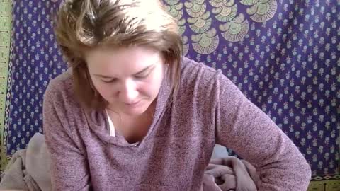 Snapshot of sweet_truffle chatting on October 13, 1:22 pm Heidi Brenner - Please check bio for schedule FAQ online show from October 13, 1:22 pm