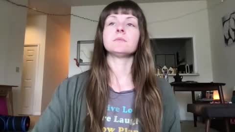 Snapshot of sweet_truffle chatting on May 24, 2:22 pm Heidi Brenner - Please check bio for schedule FAQ online show from May 24, 2:22 pm