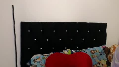 Snapshot of sweet_xuee18 chatting on April 26, 3:59 am Sweet online show from April 26, 3:59 am