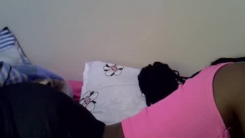 Snapshot of sweet_zarah chatting on April 22, 4:37 am sweet_zarah online show from April 22, 4:37 am