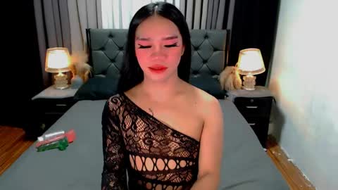 bea takashi  online show from June 2, 9:44 am