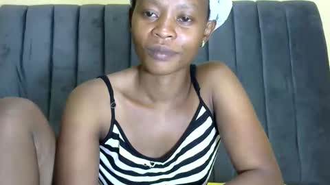 Snapshot of sweetalianah chatting on May 30, 6:32 am LIANAH online show from May 30, 6:32 am