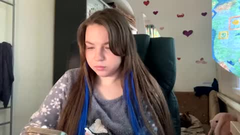 Snapshot of sweetalissa18 chatting on February 28, 1:47 pm sweetalissa18 online show from February 28, 1:47 pm