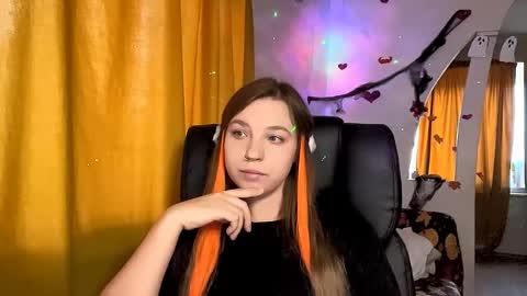 Snapshot of sweetalissa18 chatting on October 23, 12:59 pm sweetalissa18 online show from October 23, 12:59 pm