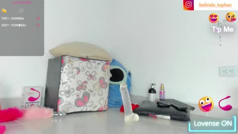 sweetand_hot online show from March 1, 7:48 pm