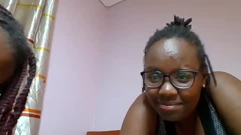 Snapshot of sweetariah1 chatting on July 18, 6:34 pm Ariah online show from July 18, 6:34 pm