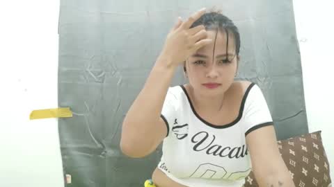 Snapshot of sweetasianforu chatting on October 4, 5:38 am sweetasianforu online show from October 4, 5:38 am