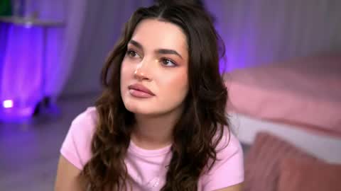 Snapshot of sweetauraa chatting on May 1, 12:10 pm Aura online show from May 1, 12:10 pm