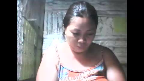 Snapshot of sweetava08 chatting on May 7, 11:26 am sweetava08 online show from May 7, 11:26 am
