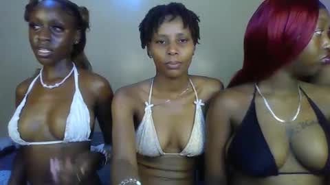 Snapshot of sweetbaby_30 chatting on April 21, 2:26 am Sweetbaby 30 online show from April 21, 2:26 am