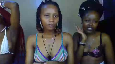 Snapshot of sweetbaby_30 chatting on May 12, 4:42 am Sweetbaby 30 online show from May 12, 4:42 am