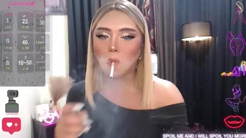 Snapshot of sweetbella118 chatting on February 2, 8:46 am bella online show from February 2, 8:46 am