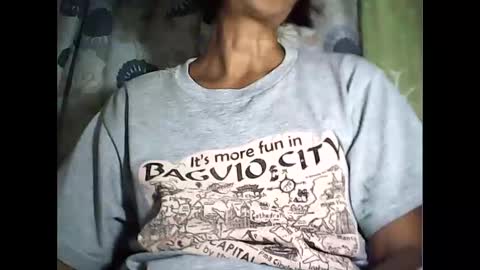 Snapshot of sweetbella24 chatting on September 17, 1:24 pm im anne online show from September 17, 1:24 pm
