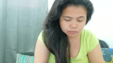 Snapshot of sweetbigtits_maria chatting on April 21, 2:51 am sweetbigtits_maria online show from April 21, 2:51 am