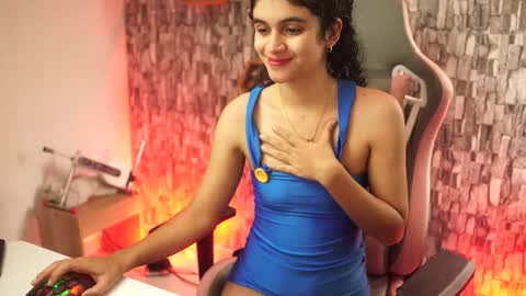 Salom independent model online show from March 21, 3:26 pm