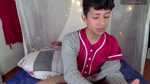 Snapshot of sweetc4meron chatting on January 22, 7:14 am Cameron Alejandro online show from January 22, 7:14 am