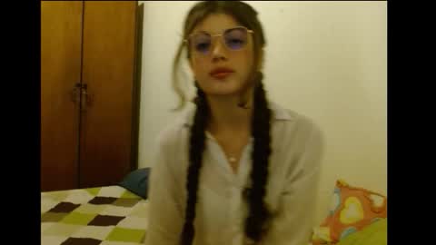 Snapshot of sweetcalm_ chatting on February 22, 4:02 am sweetcalm_ online show from February 22, 4:02 am