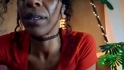 Snapshot of sweetcarimilla83 chatting on June 2, 5:31 am Jillian online show from June 2, 5:31 am