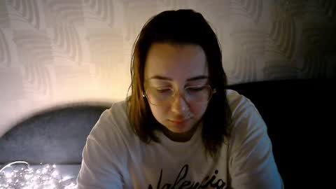 Snapshot of sweetchealy chatting on May 15, 9:27 am sweetchealy online show from May 15, 9:27 am