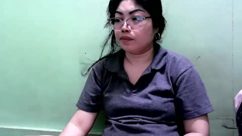 Snapshot of sweetchelsie69 chatting on June 23, 12:47 pm sugar online show from June 23, 12:47 pm