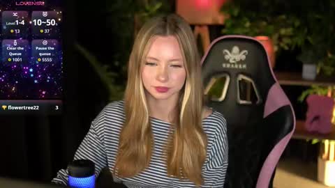 Lina online show from March 4, 3:40 pm