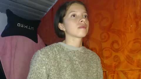 sweetdam12 online show from December 15, 12:07 am